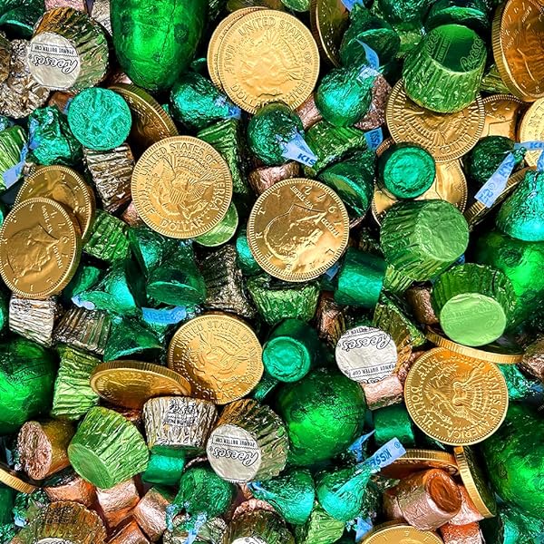 Chocolate Candy Assortment HERSHEY'S KISSES, in Pakistan