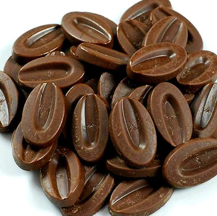 Professional Signature Range - Satilia Dark Couverture - 62% cocoa 37% sugar 38% fat content - 2Lbs - Feves in Pakistan