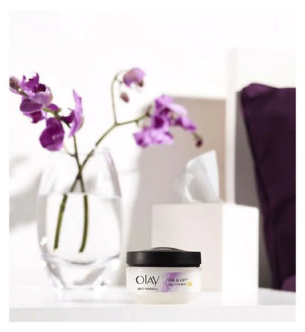 Olay Anti-Wrinkle Day Moisturiser Firm And Lift Anti-Ageing SPF15